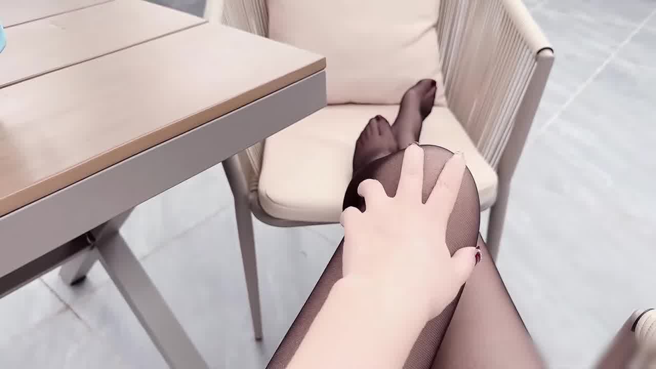  樱空桃桃 骚货房客 客房服务 诱惑酒店服务员爆操骚穴 的剧照9