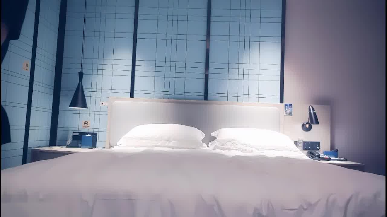  甜美的小姨子，天美可爱长相，有些害羞。 的剧照7